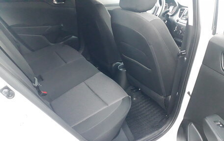 Hyundai Solaris II рестайлинг, 2021 год, 1 575 000 рублей, 10 фотография