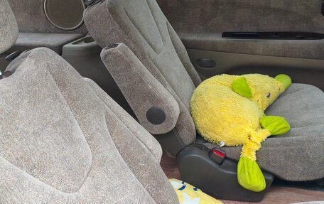 Mitsubishi Chariot III, 2001 год, 450 000 рублей, 9 фотография