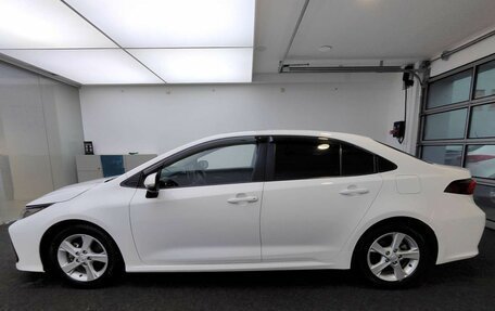 Toyota Corolla, 2022 год, 1 999 000 рублей, 10 фотография