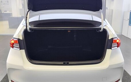 Toyota Corolla, 2022 год, 1 999 000 рублей, 12 фотография