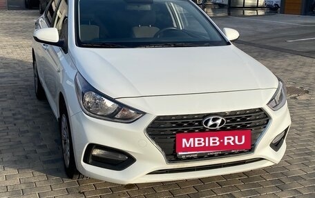 Hyundai Solaris II рестайлинг, 2019 год, 1 270 000 рублей, 1 фотография