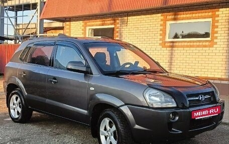 Hyundai Tucson III, 2007 год, 850 000 рублей, 3 фотография