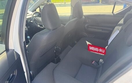 Toyota Aqua I, 2018 год, 1 199 000 рублей, 8 фотография