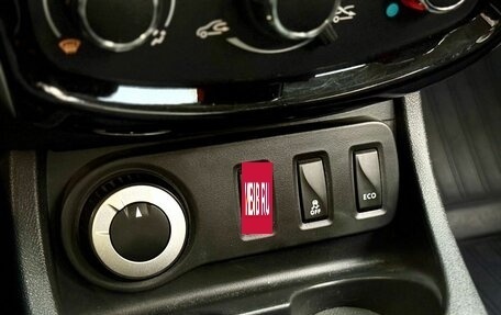 Nissan Terrano III, 2017 год, 1 370 000 рублей, 23 фотография