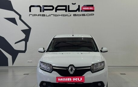 Renault Logan II, 2017 год, 699 900 рублей, 3 фотография