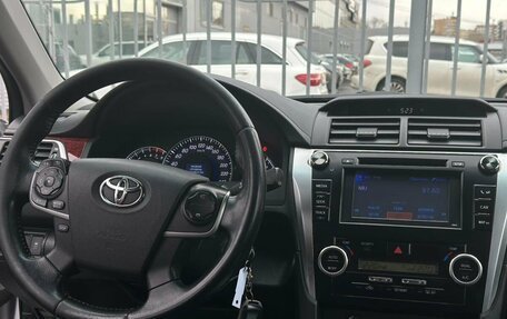 Toyota Camry, 2013 год, 1 470 000 рублей, 10 фотография