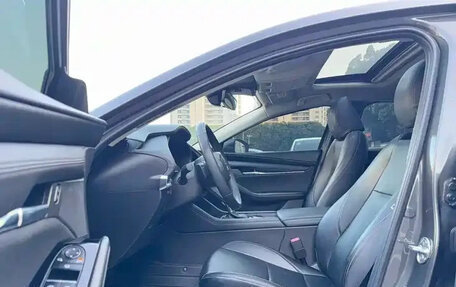 Mazda 3, 2022 год, 1 950 000 рублей, 6 фотография