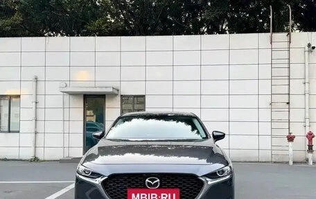 Mazda 3, 2022 год, 1 950 000 рублей, 2 фотография