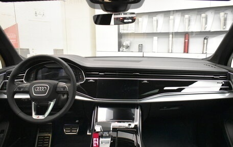 Audi Q7, 2024 год, 14 999 000 рублей, 9 фотография