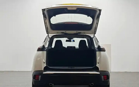 Peugeot 2008 II, 2022 год, 1 750 000 рублей, 8 фотография