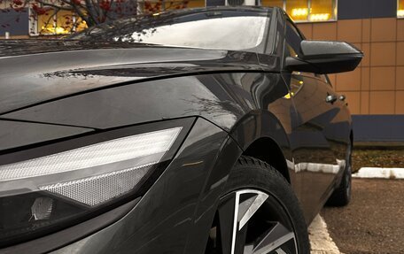 Hyundai Elantra, 2023 год, 1 950 000 рублей, 13 фотография