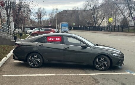 Hyundai Elantra, 2023 год, 1 950 000 рублей, 11 фотография
