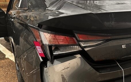 Hyundai Elantra, 2023 год, 1 950 000 рублей, 19 фотография