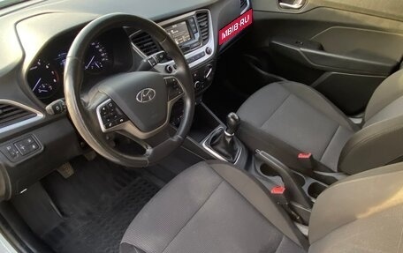 Hyundai Solaris II рестайлинг, 2019 год, 1 270 000 рублей, 8 фотография