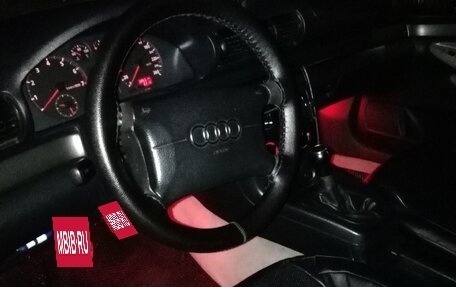 Audi A4, 1997 год, 570 000 рублей, 15 фотография