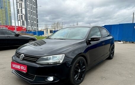 Volkswagen Jetta VI, 2014 год, 1 100 000 рублей, 2 фотография