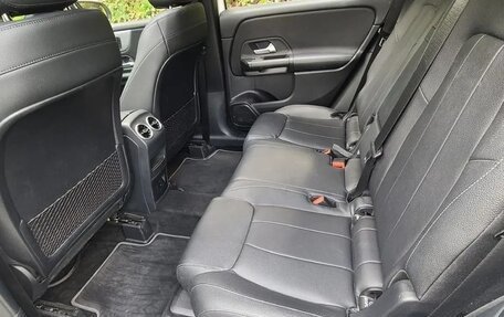 Mercedes-Benz GLB, 2022 год, 3 500 000 рублей, 10 фотография