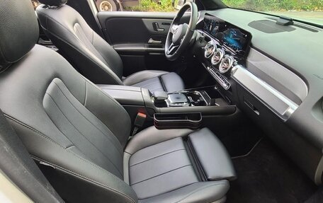 Mercedes-Benz GLB, 2022 год, 3 500 000 рублей, 11 фотография