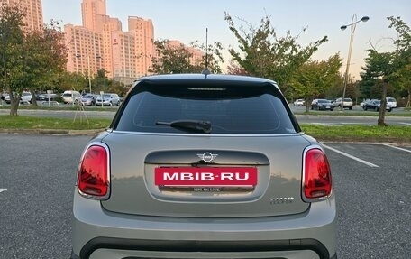 MINI Clubman, 2022 год, 2 350 000 рублей, 4 фотография