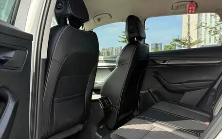 Skoda Karoq I, 2022 год, 2 650 000 рублей, 14 фотография