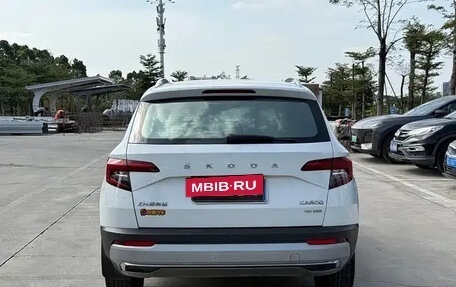 Skoda Karoq I, 2022 год, 2 650 000 рублей, 6 фотография