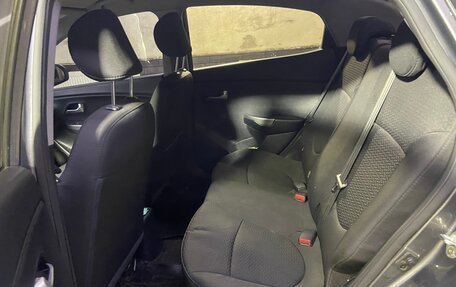 KIA Rio III рестайлинг, 2016 год, 880 000 рублей, 11 фотография