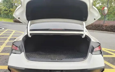 Hyundai Elantra, 2023 год, 1 300 121 рублей, 6 фотография