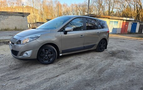 Renault Scenic III, 2010 год, 850 000 рублей, 1 фотография