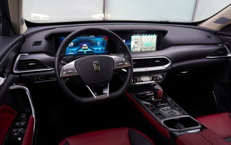 FAW Bestune T77, 2022 год, 1 780 000 рублей, 10 фотография