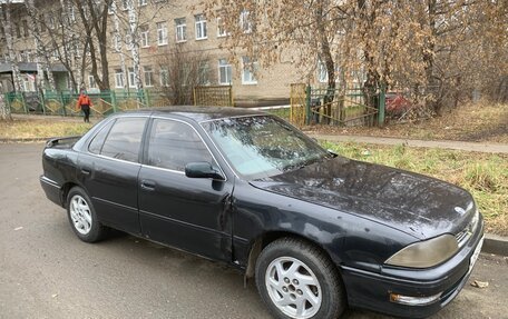 Toyota Camry V30, 1992 год, 147 000 рублей, 1 фотография