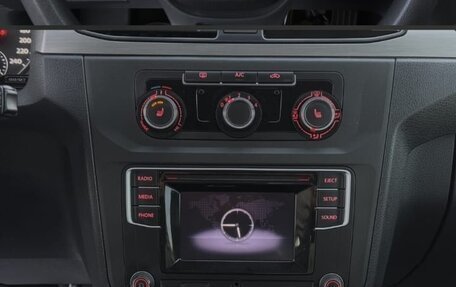 Volkswagen Caddy IV, 2017 год, 1 990 000 рублей, 10 фотография