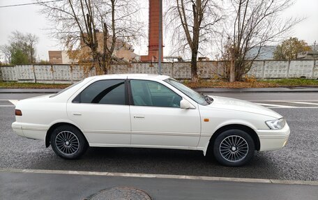 Toyota Camry, 1998 год, 405 000 рублей, 2 фотография