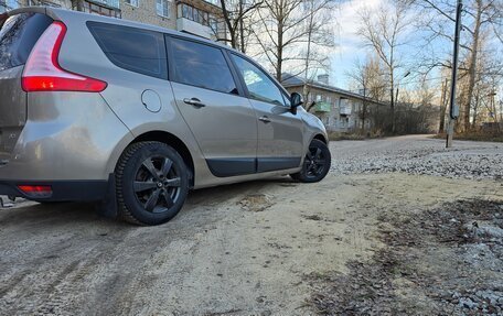 Renault Scenic III, 2010 год, 850 000 рублей, 12 фотография