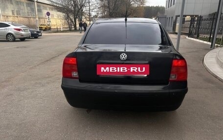 Volkswagen Passat B5+ рестайлинг, 1998 год, 340 000 рублей, 2 фотография