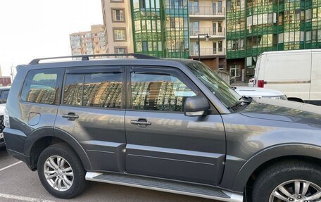 Mitsubishi Pajero IV, 2014 год, 2 560 000 рублей, 2 фотография