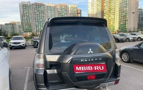 Mitsubishi Pajero IV, 2014 год, 2 560 000 рублей, 3 фотография