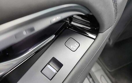 Land Rover Range Rover Evoque II, 2022 год, 2 900 000 рублей, 12 фотография