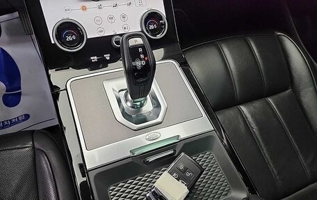 Land Rover Range Rover Evoque II, 2022 год, 2 900 000 рублей, 9 фотография