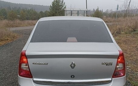 Renault Logan I, 2011 год, 435 000 рублей, 2 фотография