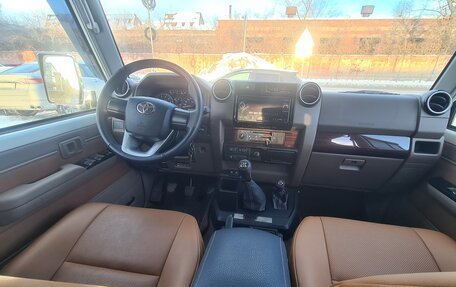 Toyota Land Cruiser 70, 2022 год, 7 900 000 рублей, 31 фотография