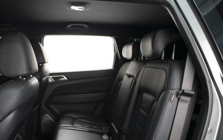 SsangYong Rexton, 2018 год, 2 850 000 рублей, 9 фотография