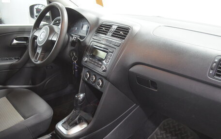 Volkswagen Polo VI (EU Market), 2011 год, 590 000 рублей, 5 фотография