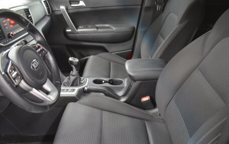 KIA Sportage IV рестайлинг, 2019 год, 1 750 000 рублей, 26 фотография