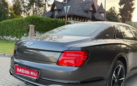 Bentley Flying Spur, 2020 год, 23 700 000 рублей, 5 фотография