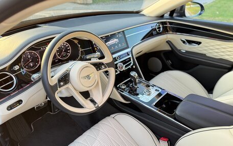 Bentley Flying Spur, 2020 год, 23 700 000 рублей, 11 фотография