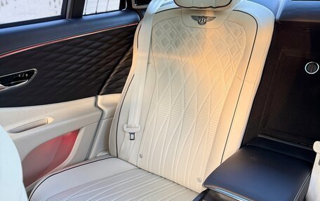 Bentley Flying Spur, 2020 год, 23 700 000 рублей, 10 фотография