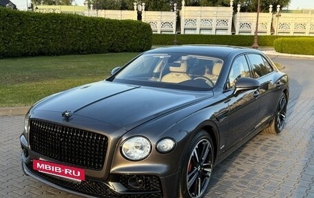 Bentley Flying Spur, 2020 год, 23 700 000 рублей, 17 фотография