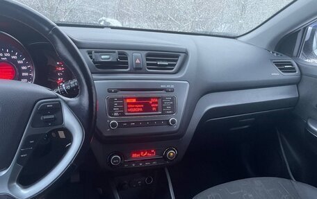 KIA Rio III рестайлинг, 2015 год, 800 000 рублей, 23 фотография