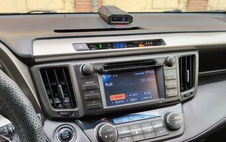 Toyota RAV4, 2013 год, 2 050 000 рублей, 10 фотография