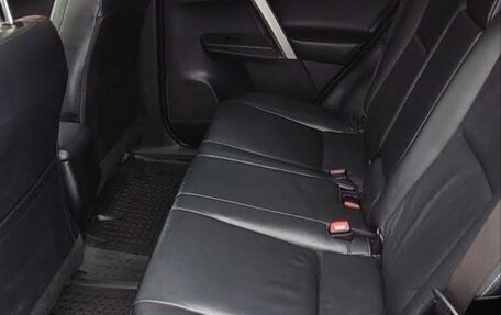 Toyota RAV4, 2013 год, 2 050 000 рублей, 8 фотография